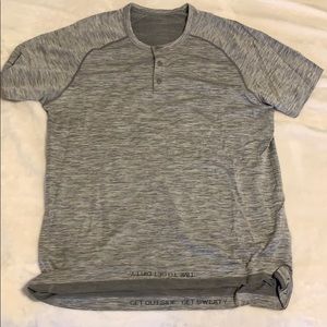 Metal Vent Tech Henley - Short Sleeve